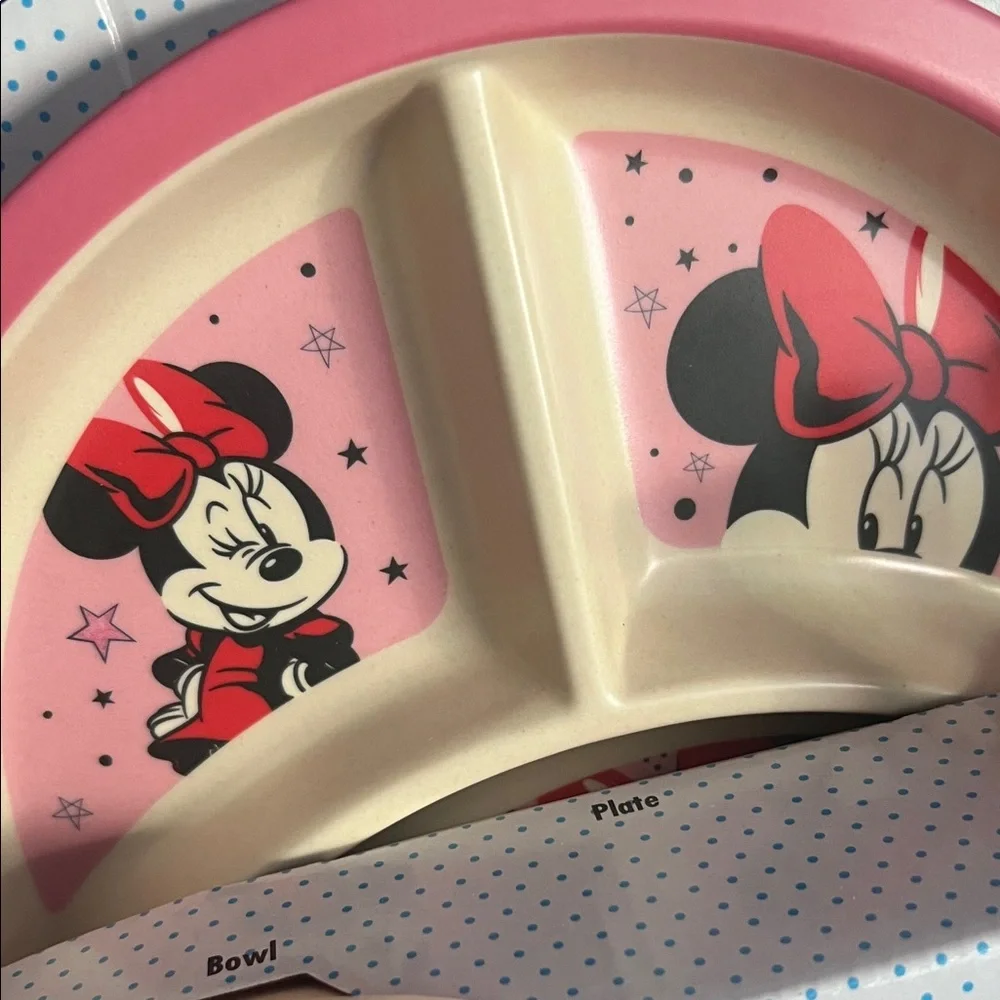 Disney Minnie Mouse Pink and Cream Dinnerware Set - Picture 4 of 5